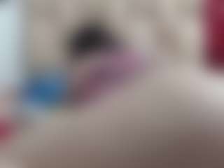 Live cam show with Ammy - Moan on Hubzter Live