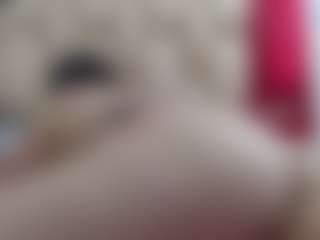 Live cam show with Ammy - Latina on CamwithHer | colombia