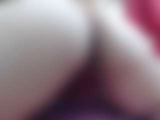Live cam show with Ammy - Mature Toys on realtime-chat