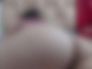 Live cam show with Ammy - Mature on Camsoda