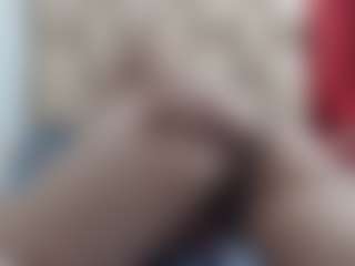 Ammy MILF webcam performer live streaming