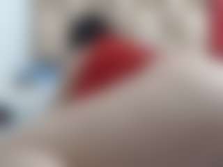 Live cam show with Ammy - Mature on Camsoda