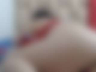 Live cam show with Ammy - Tease MILF on livesuperchat.net
