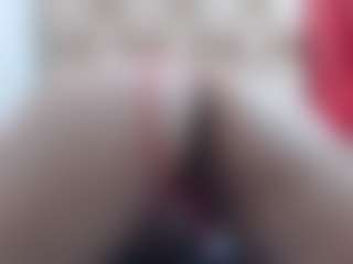 Ammy MILF webcam performer live streaming