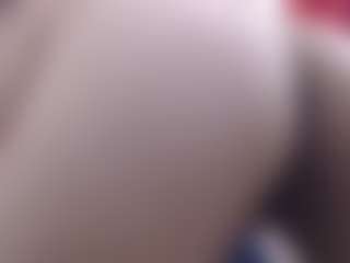 Ammy MILF webcam performer live streaming