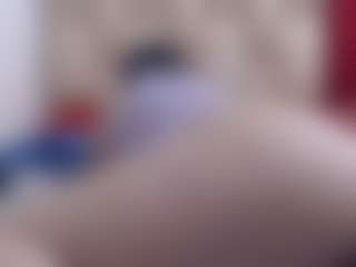 Live cam show with Ammy - Moan on Hubzter Live