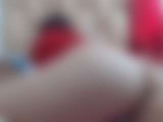 Live cam show with Ammy - Mature on Camsoda