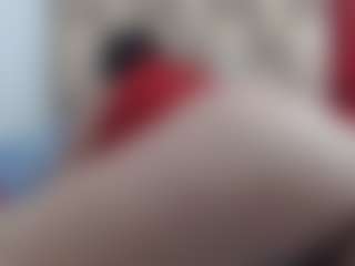 Live cam show with Ammy - Mature on Camsoda