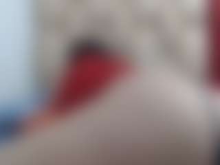 Ammy MILF webcam performer live streaming
