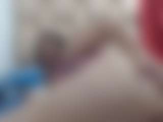 Live cam show with Ammy - Cum Mature on Gym Cam Girls
