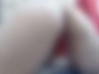 Live cam show with Ammy - Lush MILF on friskycurves.com