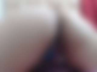 Live cam show with Ammy - Bikini on Camsoda