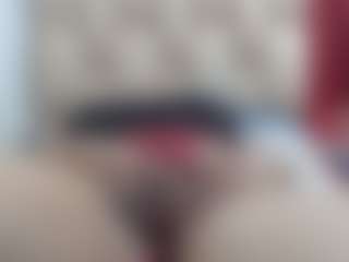 Ammy MILF webcam performer live streaming