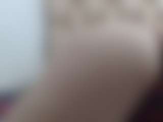 Ammy MILF webcam performer live streaming