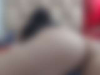 Live cam show with Ammy - Flashing on hrnylive.com