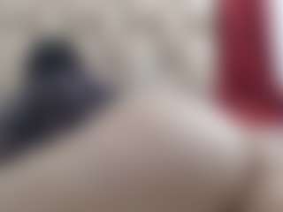 Live cam show with Ammy - Gamer MILF on iamadamtest123.com