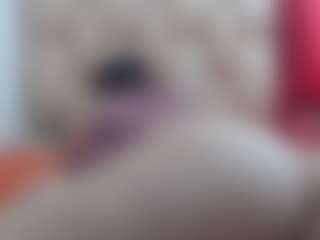 Live cam show with Ammy - Moan on livesuperchat.net