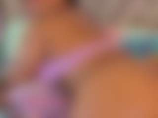 Live cam show with tarawilsonn - Bedroom on SpunkLive