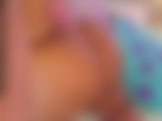 tarawilsonn's Live Sex Cam Show