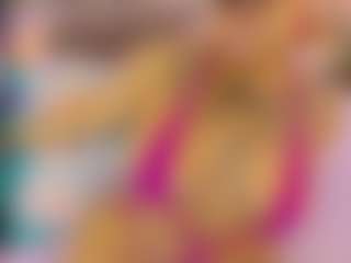 Live cam show with tarawilsonn - Spank Toys on CamClone