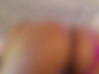 tarawilsonn's Live Sex Cam Show