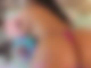 Live cam show with tarawilsonn - Drinking on CamClone