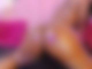 Live cam show with daiaashanti - Black Squirt on Camsoda