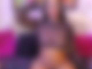 Live cam show with daiaashanti - Black Toys on milfzrlive.com