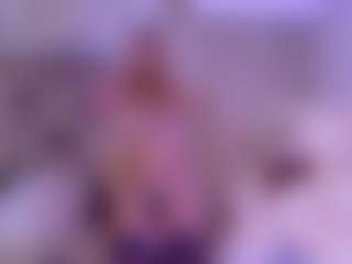Live cam show with Celeste - HD on SquirtSoMuch