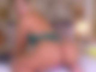 Live cam show with Celeste - Blonde Hair on sexytreat.net