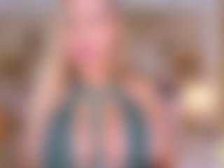 Live cam show with Celeste - MILF on fapnchat