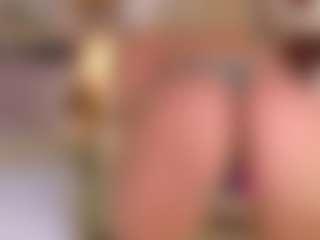 Live cam show with Celeste - Spanking on Fapmatic.com