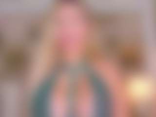 Live cam show with Celeste - Big Tits on CamSodaAdn