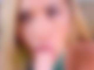 Live cam show with Celeste - Latina on UwU Esports | colombia