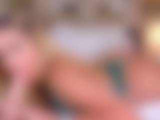 Live cam show with Celeste - Amateur on Cam Slut