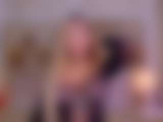 Celeste MILF webcam performer live streaming