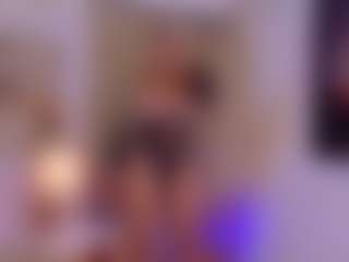 Celeste MILF webcam performer live streaming