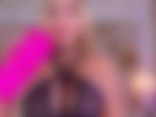 Celeste MILF webcam performer live streaming