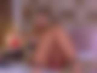 Live cam show with Celeste - Blonde Hair on Gym Cam Girls