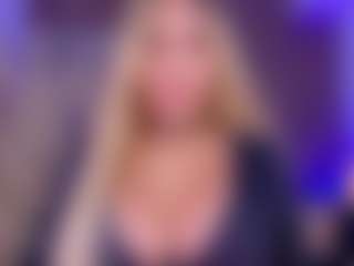 Live cam show with Celeste - Oil on fapnchat