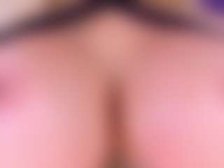 Live cam show with Celeste - Tattoos Blonde Hair on Milfs Live