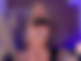 Live cam show with Celeste - Bikini on Hubzter Live