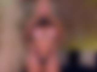Celeste MILF webcam performer live streaming