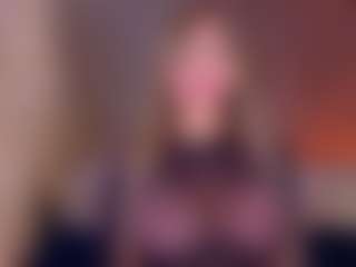 Show live cam dengan Celeste - Gray Eyes di Camsoda