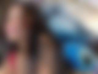 Live cam show with anthoneladoll - Horny on parknlotfishbdy