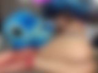 Live cam show with anthoneladoll - Latina on anonymated.com | colombia