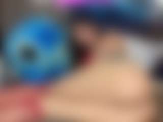 anthoneladoll's Live Sex Cam Show