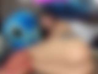 anthoneladoll's Live Sex Cam Show