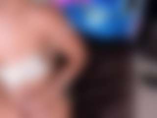 anthoneladoll's Live Sex Cam Show