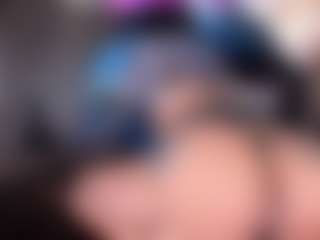 anthoneladoll's Live Sex Cam Show